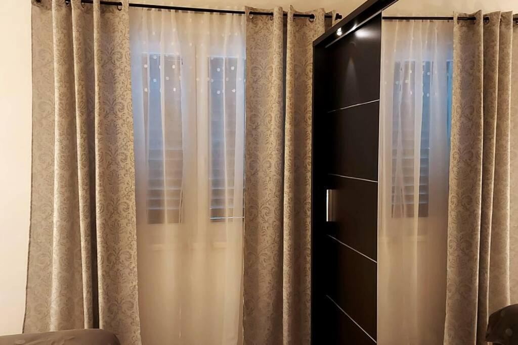 Lijepo Ureden Stan U Centru Grada Apartment